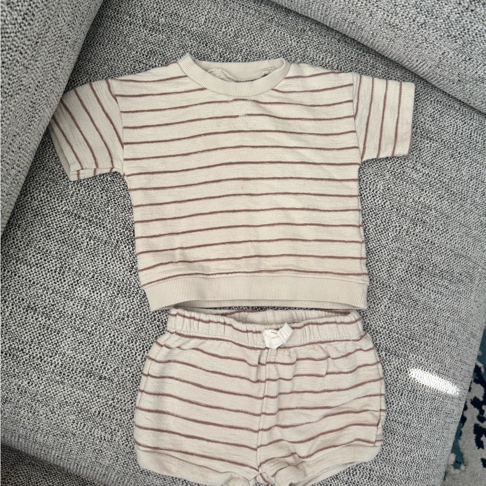 18mo set Carter's Organic Cream and Brown Baby Set